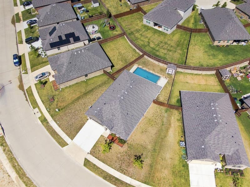 1100 Canterbury Lane, Ennis TX 75119 - Photo 30