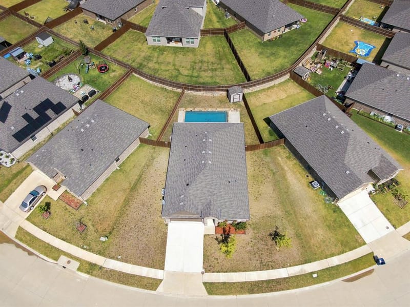 1100 Canterbury Lane, Ennis TX 75119 - Photo 31