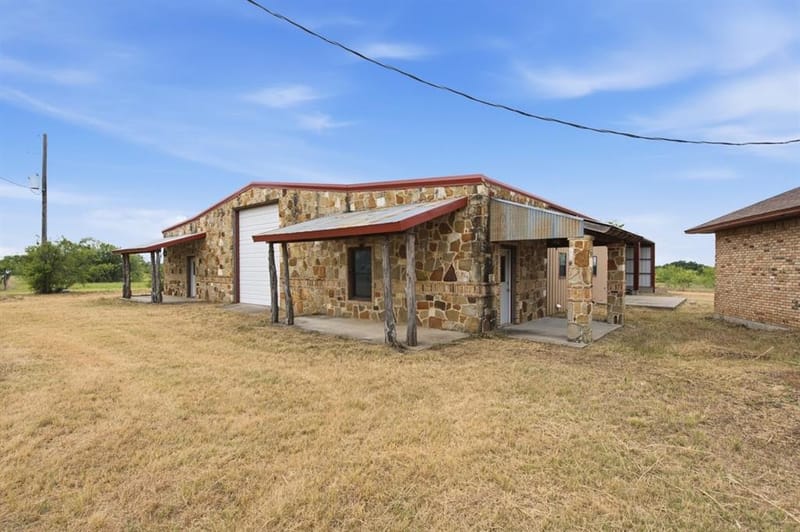 431 Hcr 2133, Whitney TX 76692 - Photo 27