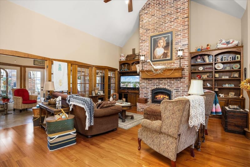9001 Sawgrass Court, Granbury TX 76049 - Photo 5