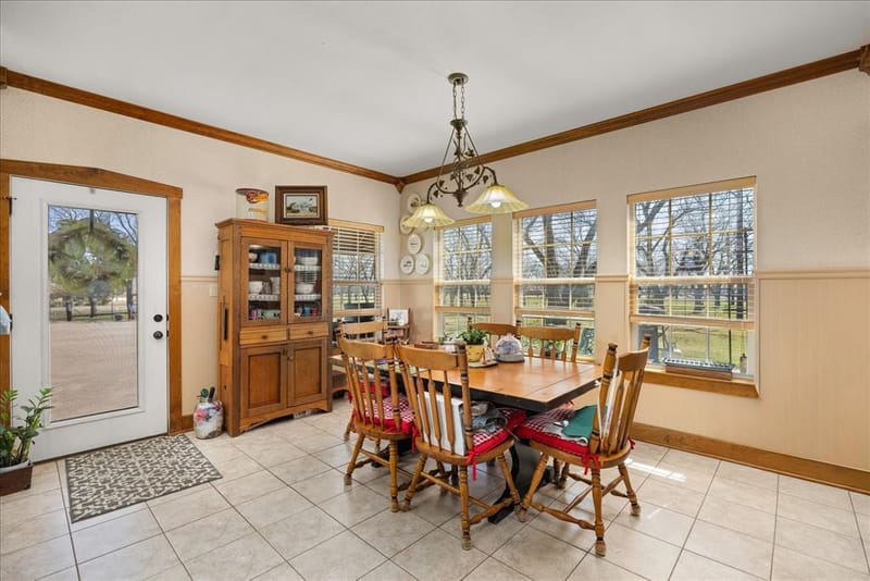 9001 Sawgrass Court, Granbury TX 76049 - Photo 11