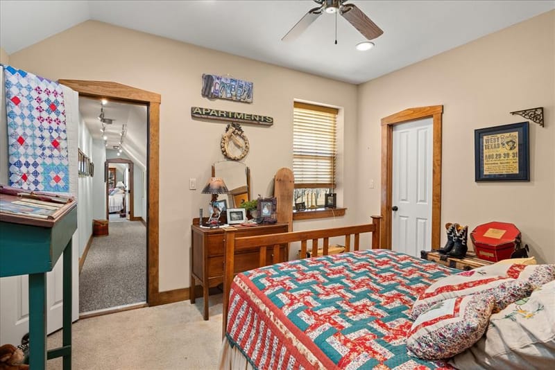 9001 Sawgrass Court, Granbury TX 76049 - Photo 31