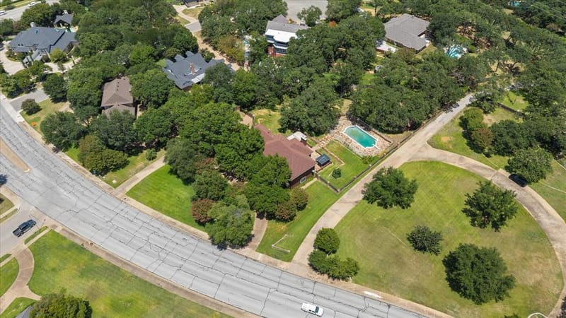 2520 Norwood Drive, Hurst TX 76054 - Photo 26