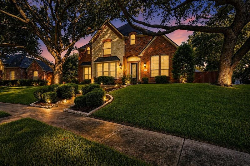 4209 Pinecreek Drive, Rowlett TX 75088 - Photo 3