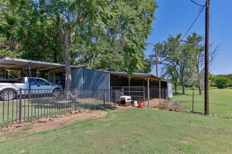 671 County Road 163, Gainesville TX 76240 - Photo 17