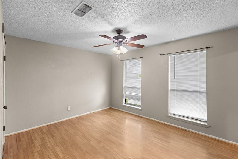1939 E Texas Street, Denison TX 75021 - Photo 11