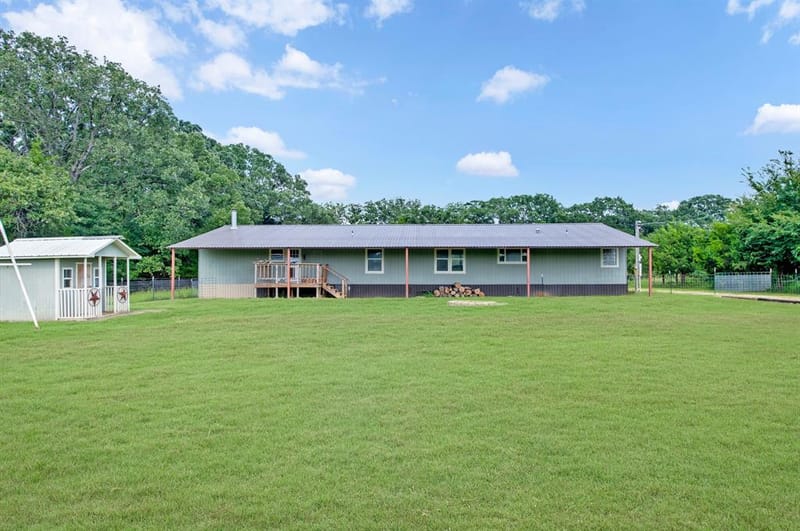 923 County Road 2415, Honey Grove TX 75446 - Photo 26