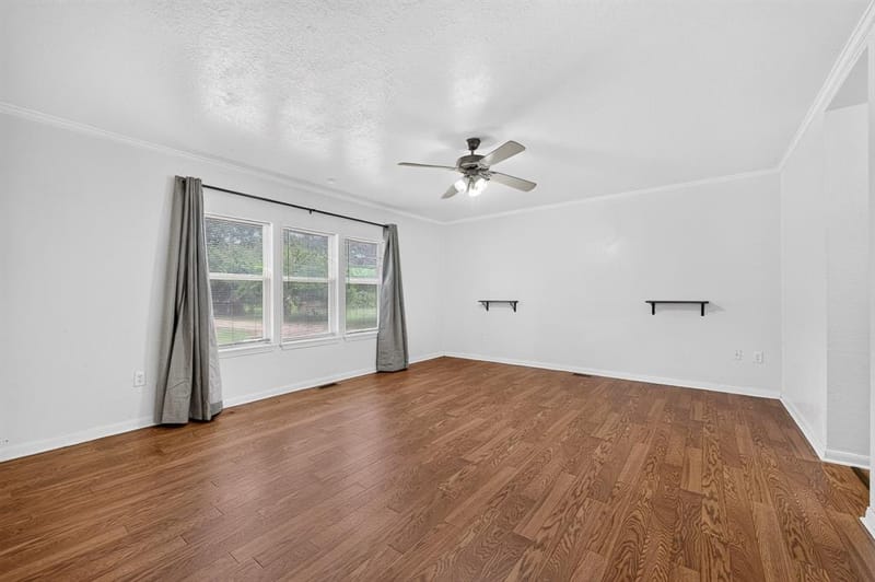 923 County Road 2415, Honey Grove TX 75446 - Photo 20