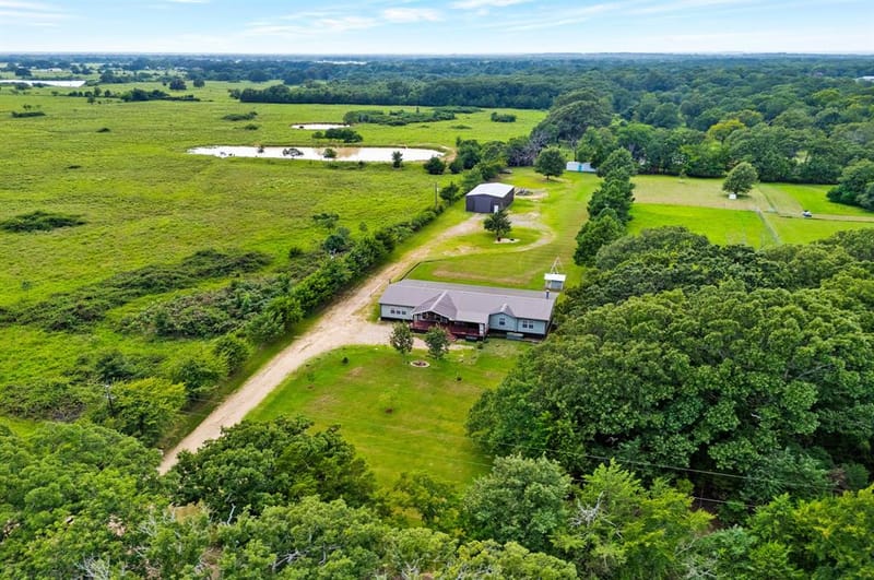 923 County Road 2415, Honey Grove TX 75446 - Photo 33