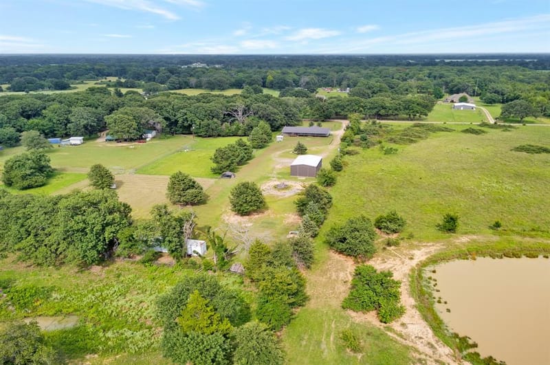 923 County Road 2415, Honey Grove TX 75446 - Photo 37