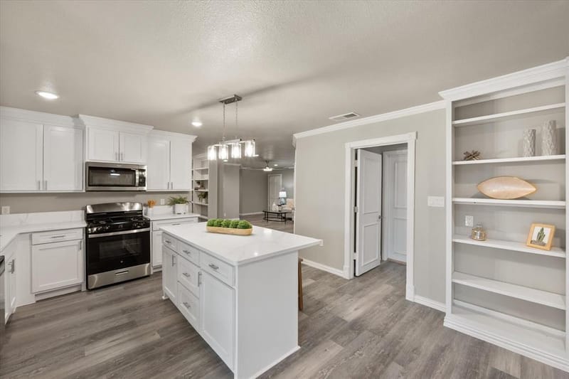 710 Greenland Way, Grand Prairie TX 75050 - Photo 6