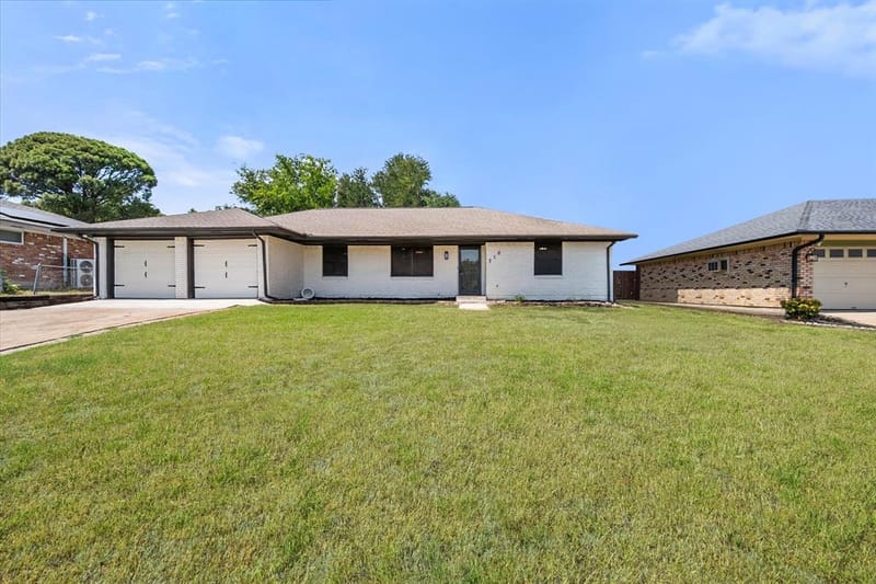 710 Greenland Way, Grand Prairie TX 75050