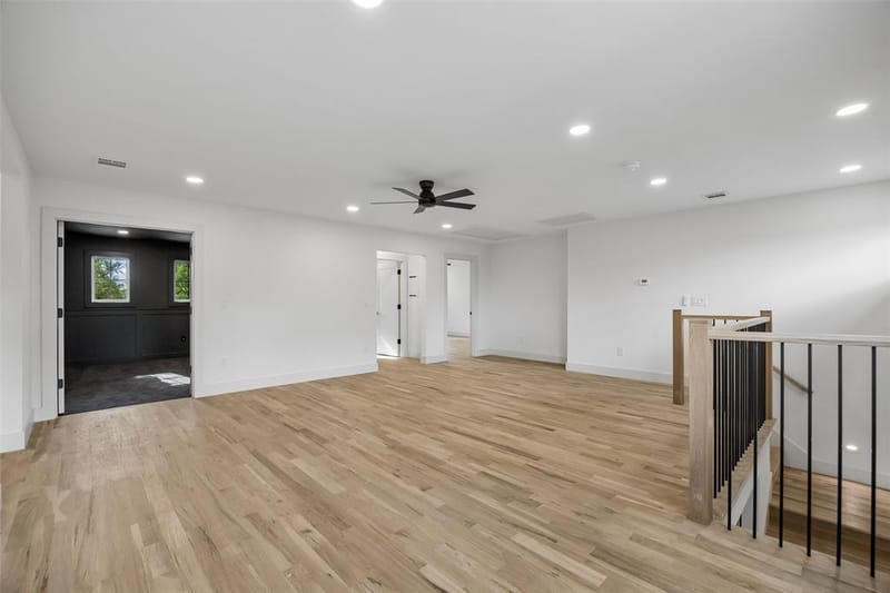 10310 Mosscrest Drive, Dallas TX 75238 - Photo 29