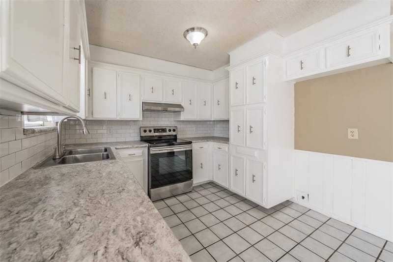 1227 Willowwood Drive, Cleburne TX 76033 - Photo 14