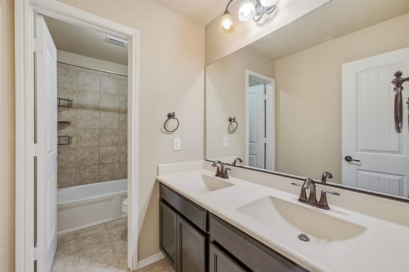 229 Pin Cushion Trail, Burleson TX 76028 - Photo 29