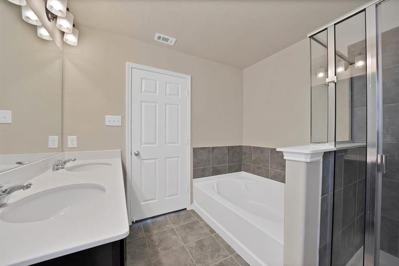 3004 Walker Creek Drive, Little Elm TX 75068 - Photo 18