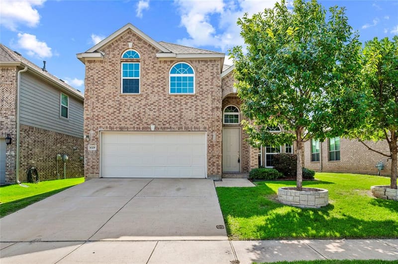 8329 Meadow Sweet Lane, Fort Worth TX 76123 - Photo 2