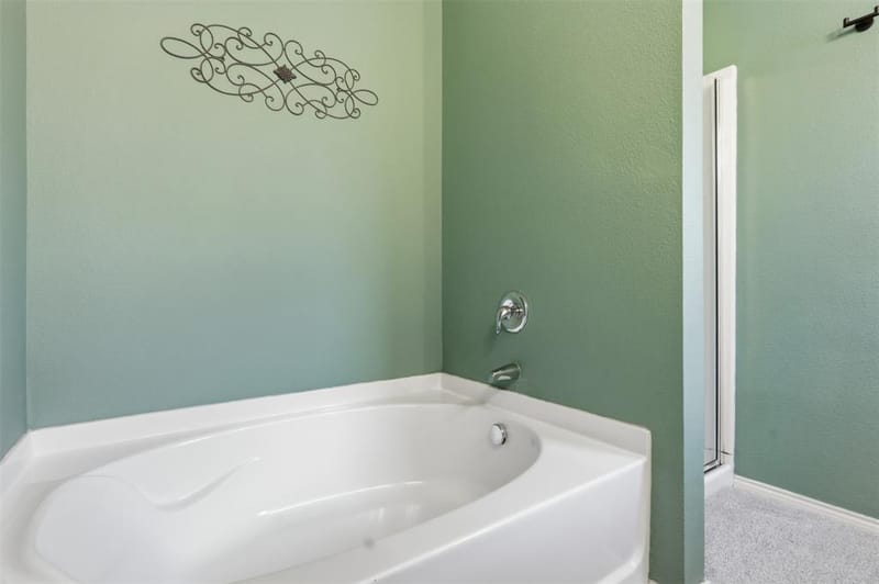 5925 Mountain Bluff Drive, Fort Worth TX 76179 - Photo 19