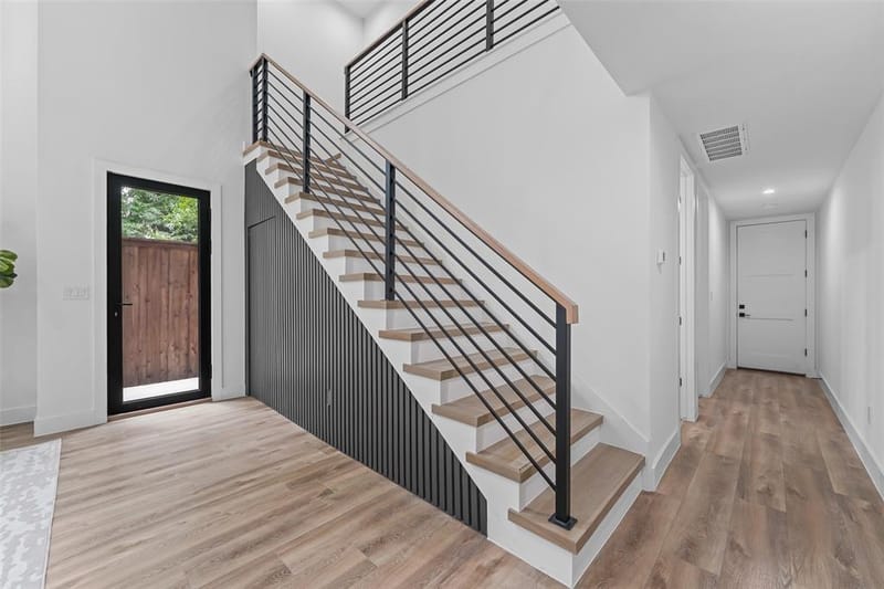 2304 Hondo, Dallas TX 75219 - Photo 7