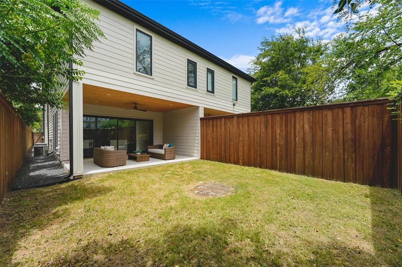 2304 Hondo, Dallas TX 75219 - Photo 35