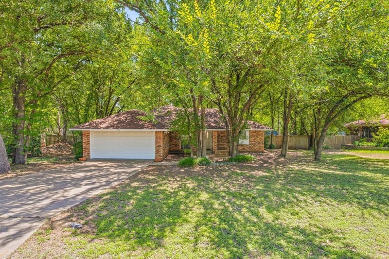 1303 Spanish Flower Drive, Granbury TX 76048 - Photo 2