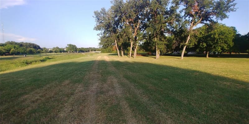 411 S Bradshaw Street, Denton TX 76205 - Photo 17