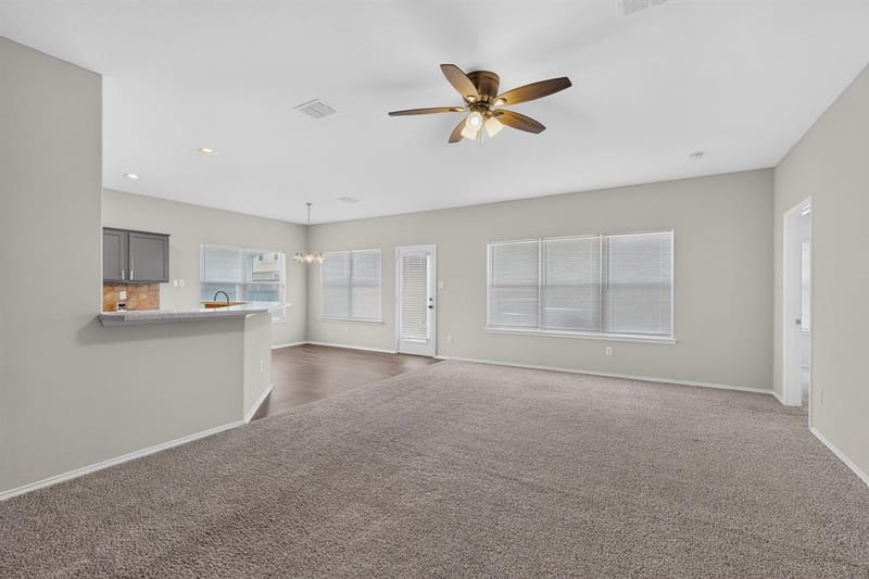 710 Bowie Lane, Mansfield TX 76063 - Photo 12