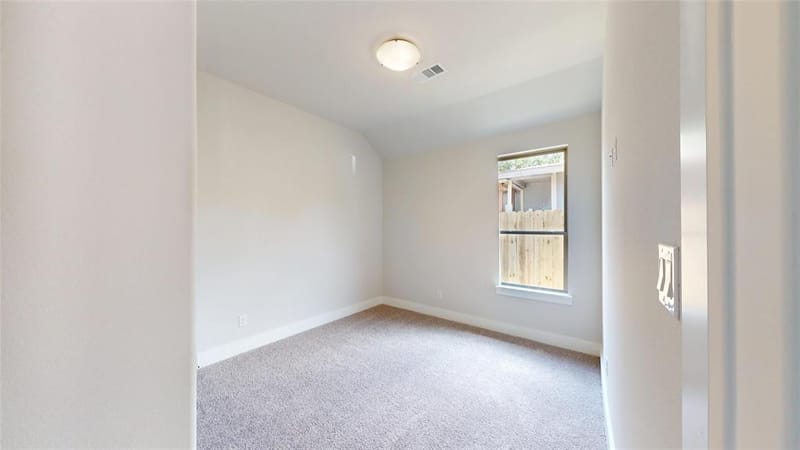 2825 S Grove Street, Fort Worth TX 76104 - Photo 17