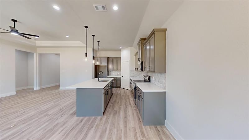 2825 S Grove Street, Fort Worth TX 76104 - Photo 8