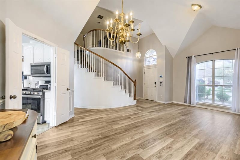 5016 Coral Creek Drive, Fort Worth TX 76135 - Photo 2