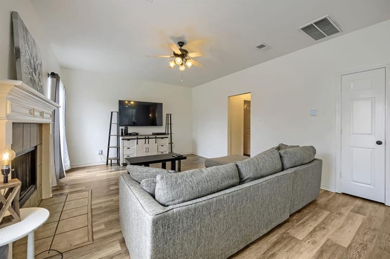 5016 Coral Creek Drive, Fort Worth TX 76135 - Photo 12