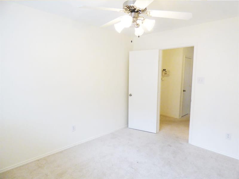 8532 Hawkview Drive, Fort Worth TX 76179 - Photo 17
