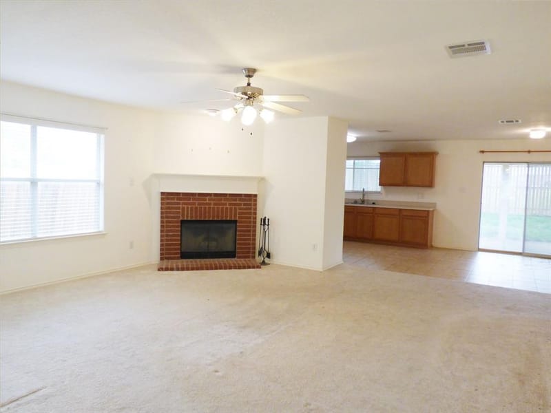 8532 Hawkview Drive, Fort Worth TX 76179 - Photo 7