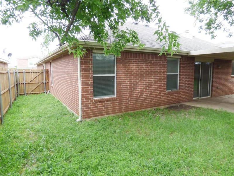 8532 Hawkview Drive, Fort Worth TX 76179 - Photo 5