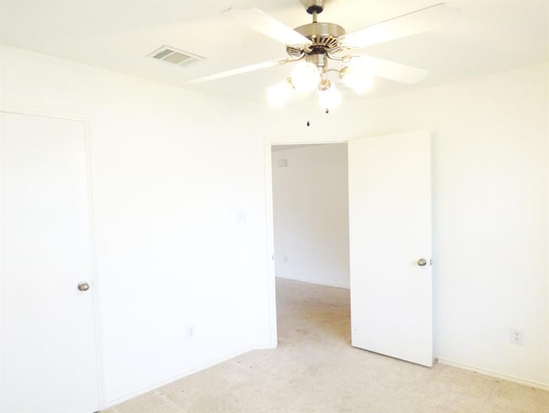 8532 Hawkview Drive, Fort Worth TX 76179 - Photo 11