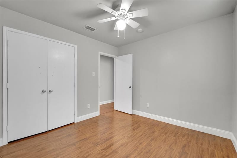 5205 Mirror Lake Drive, Haltom City TX 76117 - Photo 16