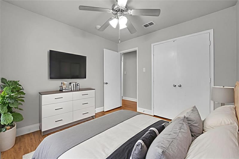 5205 Mirror Lake Drive, Haltom City TX 76117 - Photo 20