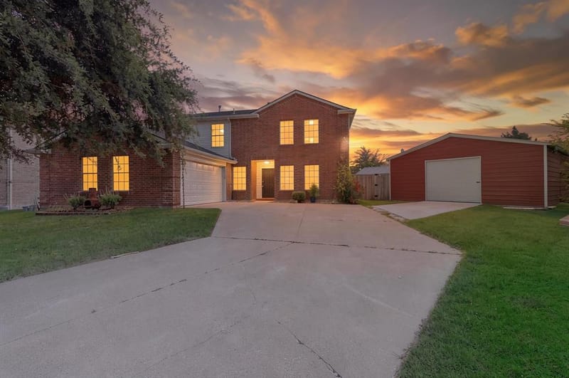 3415 Elmwood Court, Sachse TX 75048 - Photo 4