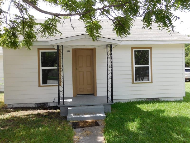 407 NE 4th Street, Hubbard TX 76648 - Photo 28