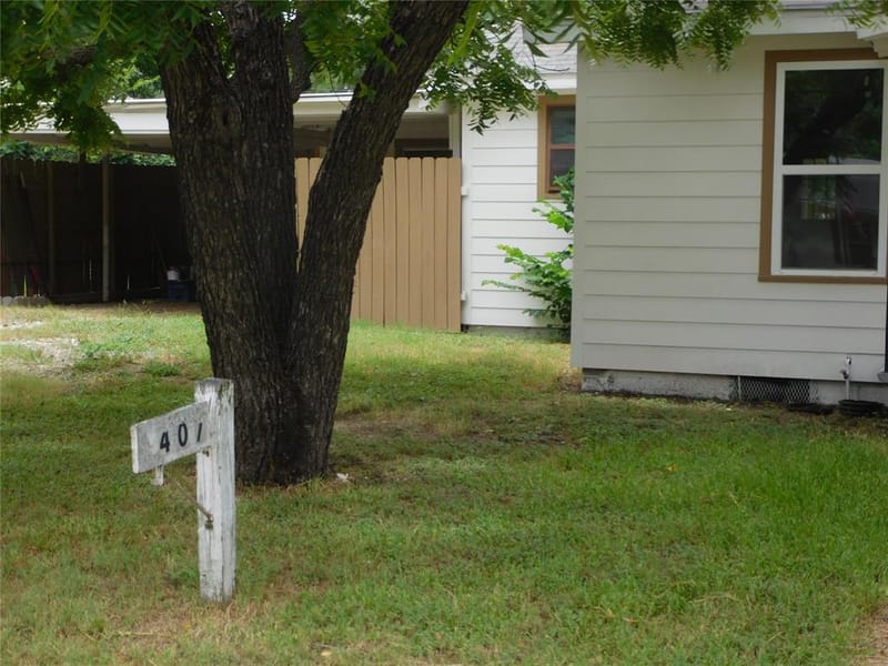 407 NE 4th Street, Hubbard TX 76648 - Photo 5