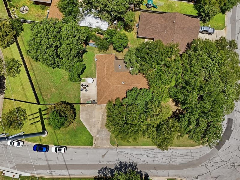 700 Highland Crest Drive, Hurst TX 76054 - Photo 25