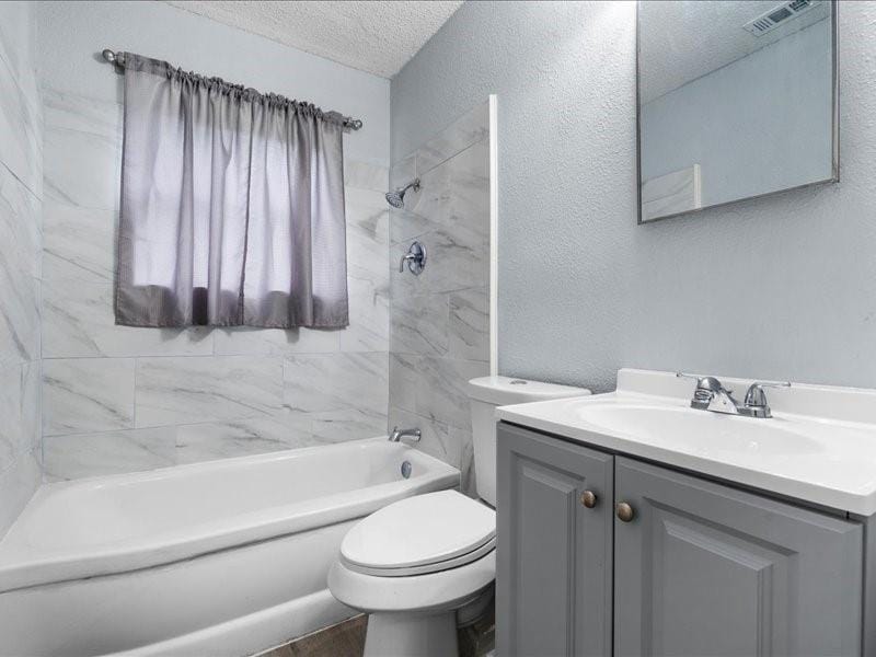 2632 Emerald Drive, Mesquite TX 75150 - Photo 2