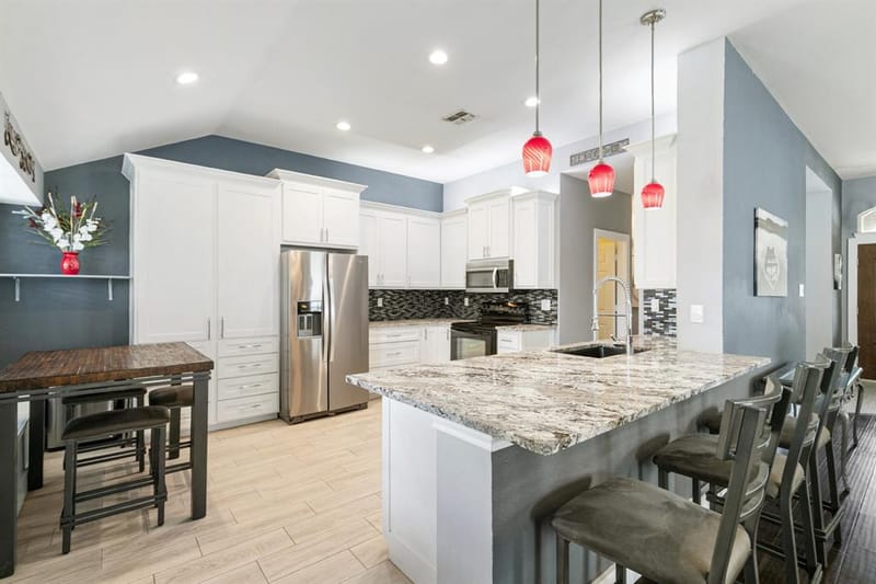 5933 Fox Drive, The Colony TX 75056 - Photo 4