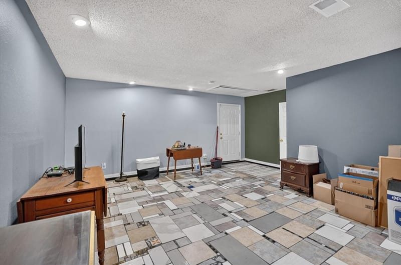 184 Oakhurst Drive, Bedford TX 76022 - Photo 22