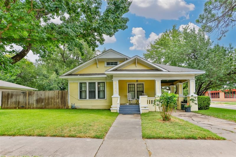 724 S Morris, Gainesville TX 76240