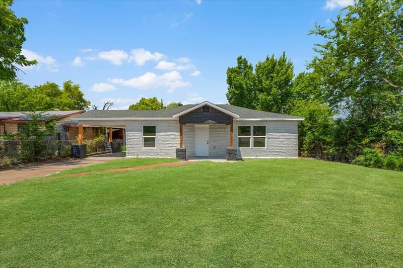 1312 Lindsey Street, Fort Worth TX 76105 - Photo 2