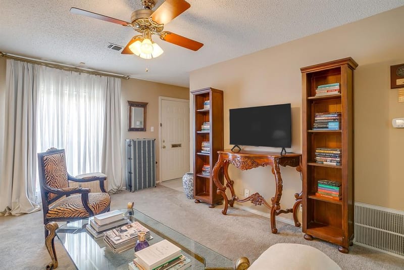 937 Roaring Springs Road, Fort Worth TX 76114 - Photo 5