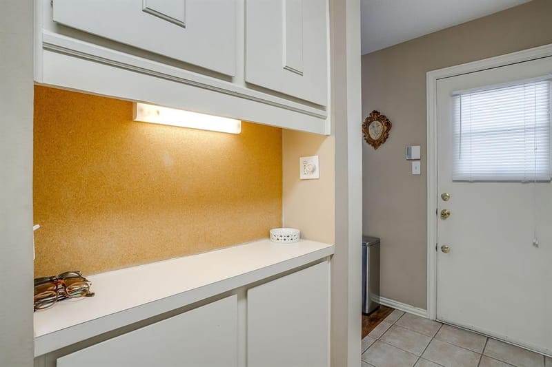 937 Roaring Springs Road, Fort Worth TX 76114 - Photo 14