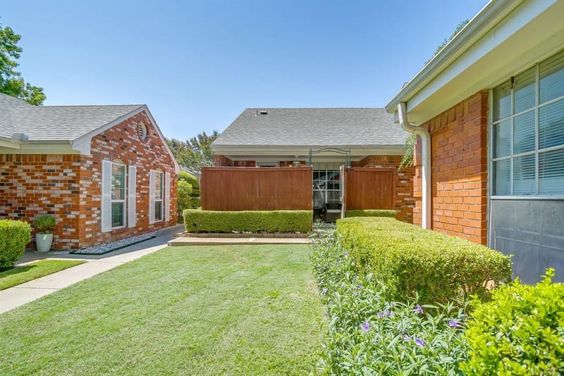 937 Roaring Springs Road, Fort Worth TX 76114 - Photo 29