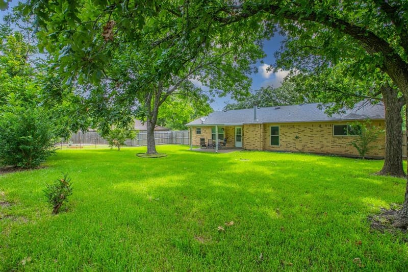 1057 Radisson Drive, Hewitt TX 76643 - Photo 23